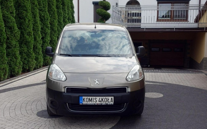 Peugeot Partner cena 25900 przebieg: 215000, rok produkcji 2013 z Pieńsk małe 121